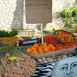 Chateau Le Tour - D'hotes Bed and breakfast Faux (Dordogne)