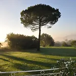 Chateau Le Tour - D'hotes 3* Faux (Dordogne)