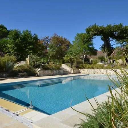 Chateau Le Tour - D'hotes Bed & Breakfast
