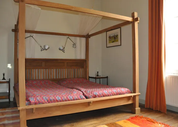 Chateau Le Tour - D'hotes Faux (Dordogne)