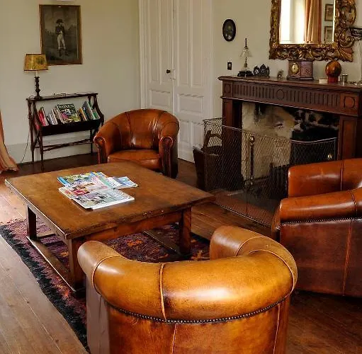 Chateau Le Tour - D'hotes Nocleg ze śniadaniem 3*